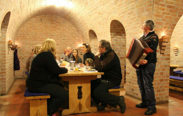 Disznótoros Dőzsölés Villányban