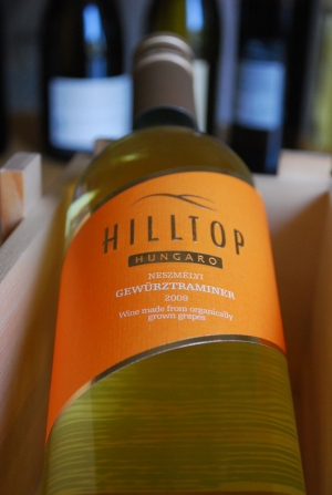 Neszmélyi Fűszeres Tramini