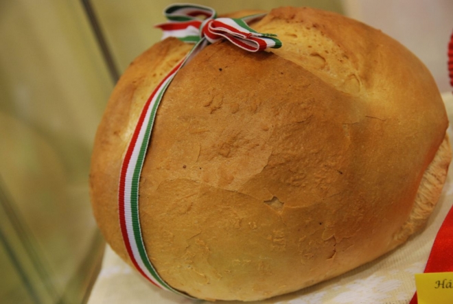 A kenyér, ha kovásszal készül