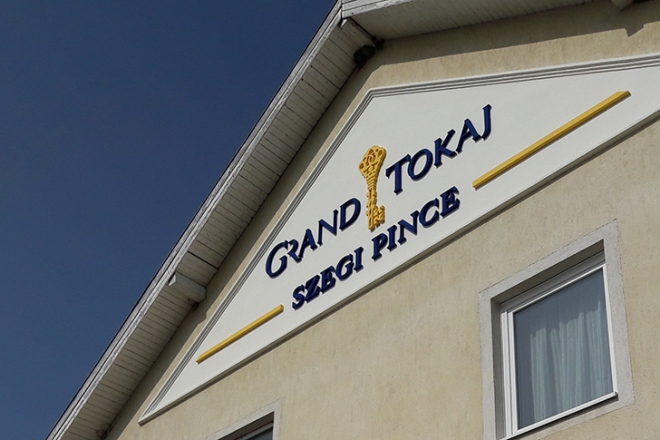 Megkezdődnek Tokajban a felvásárlási szerződéskötések