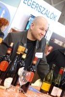 Utazás térben és időben