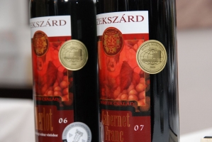 Nyertes szekszárdi borok