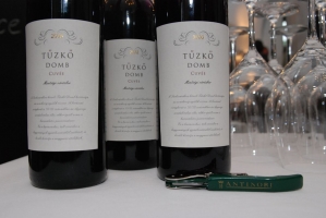 Nyertes szekszárdi borok