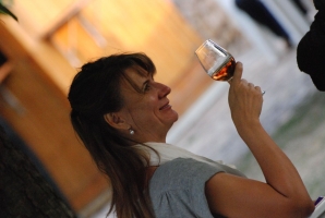 És elárasztá a tömeg...