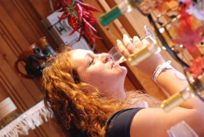 És elárasztá a tömeg...