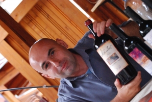 És elárasztá a tömeg...