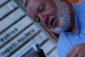 És elárasztá a tömeg...