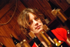 És elárasztá a tömeg...