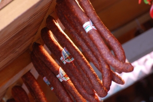 Erősítés italból és kolbászból