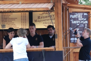 Erősítés italból és kolbászból