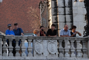 Erősítés italból és kolbászból