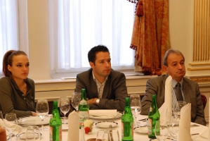 60 bort jutalmaztak idén