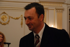 60 bort jutalmaztak idén