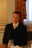 60 bort jutalmaztak idén