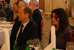 60 bort jutalmaztak idén