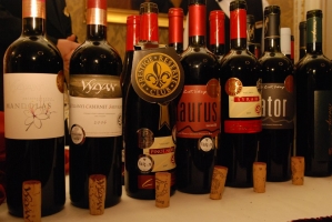 60 bort jutalmaztak idén