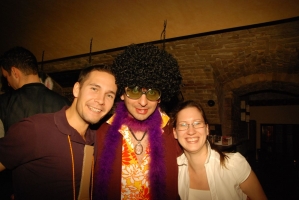 Szőlőfürt lufiból