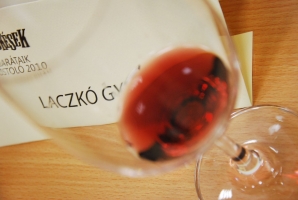 Jókedvű, de nem egyszerű mátrai borok