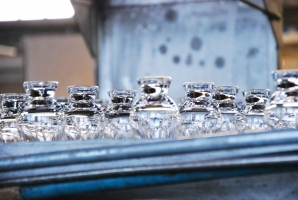 Amiből a pohár készül