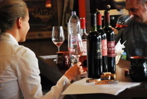 Orbán és Jackfall Bor-premier a Vinoport Borbárban