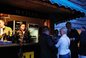 Budavári borozgatás