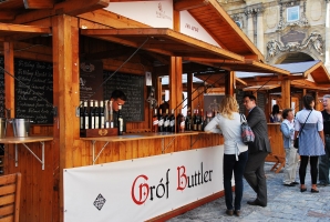 Budavári borozgatás