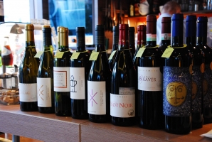 Etyeki Kúria - Hagymási Bor-premier a Vinoport Borbárban