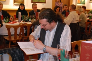 Sajtok násza a Pinot Noir-ral és elegáns vörösborainkkal