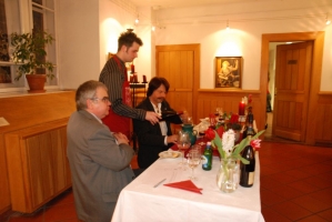 Sajtok násza a Pinot Noir-ral és elegáns vörösborainkkal