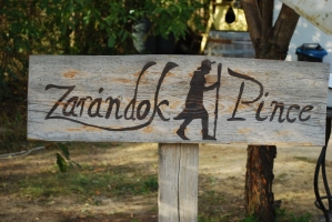 Képek az utolsó Kezes-lábosról