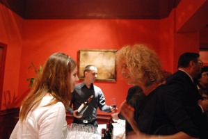 Závada Pál felolvasóestje Vylyan borokkal