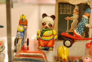 Fél évesek vagyunk