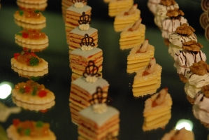 Fél évesek vagyunk