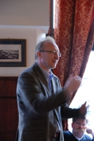 Fél évesek vagyunk