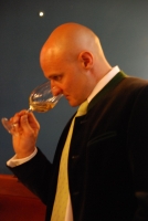 Fél évesek vagyunk