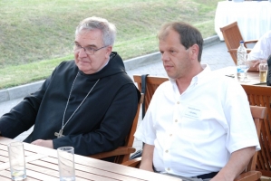 Emléktábla avatás a Bormustra zárónapján