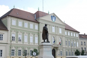 Képek az első szombathelyi Borfaluból