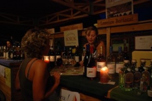 Vasárnap este a második Csopaki Borfaluban